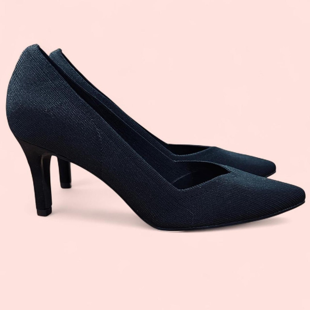 Club Party Formal MIA Devra Black Point Toe Mid Heel Pump 7
